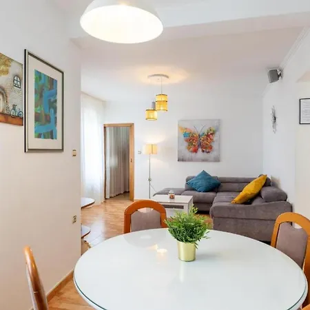 Apartman Azure View *
